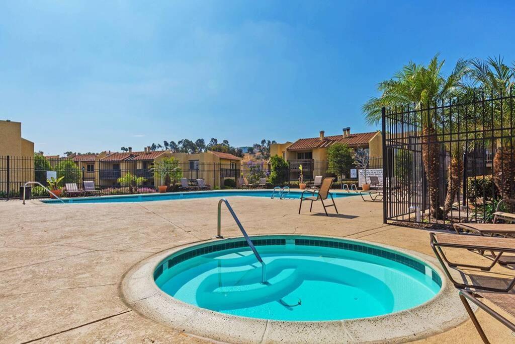 Departamento Completo En San Diego Hablamos Espanol Εξωτερικό φωτογραφία